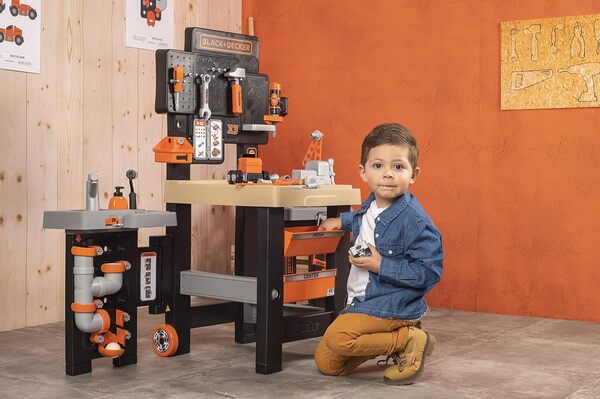 Smoby Black & Decker Mega Center, très Complet, Zone de mécanique, plomberie et menuiserie, 100 Accessoires, Pliable (7600360726)