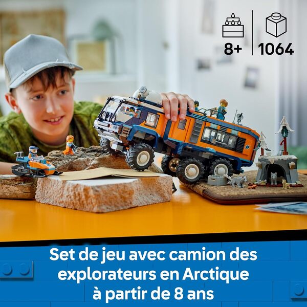 LEGO City Le Camion Scientifique des Explorateurs en Arctique - Jouet Véhicule d'Exploration avec Direction & Suspension - Motoneige, 5 Minifigurines & 3 Figurines de Loups - Cadeau Garçon 8 ans 60471