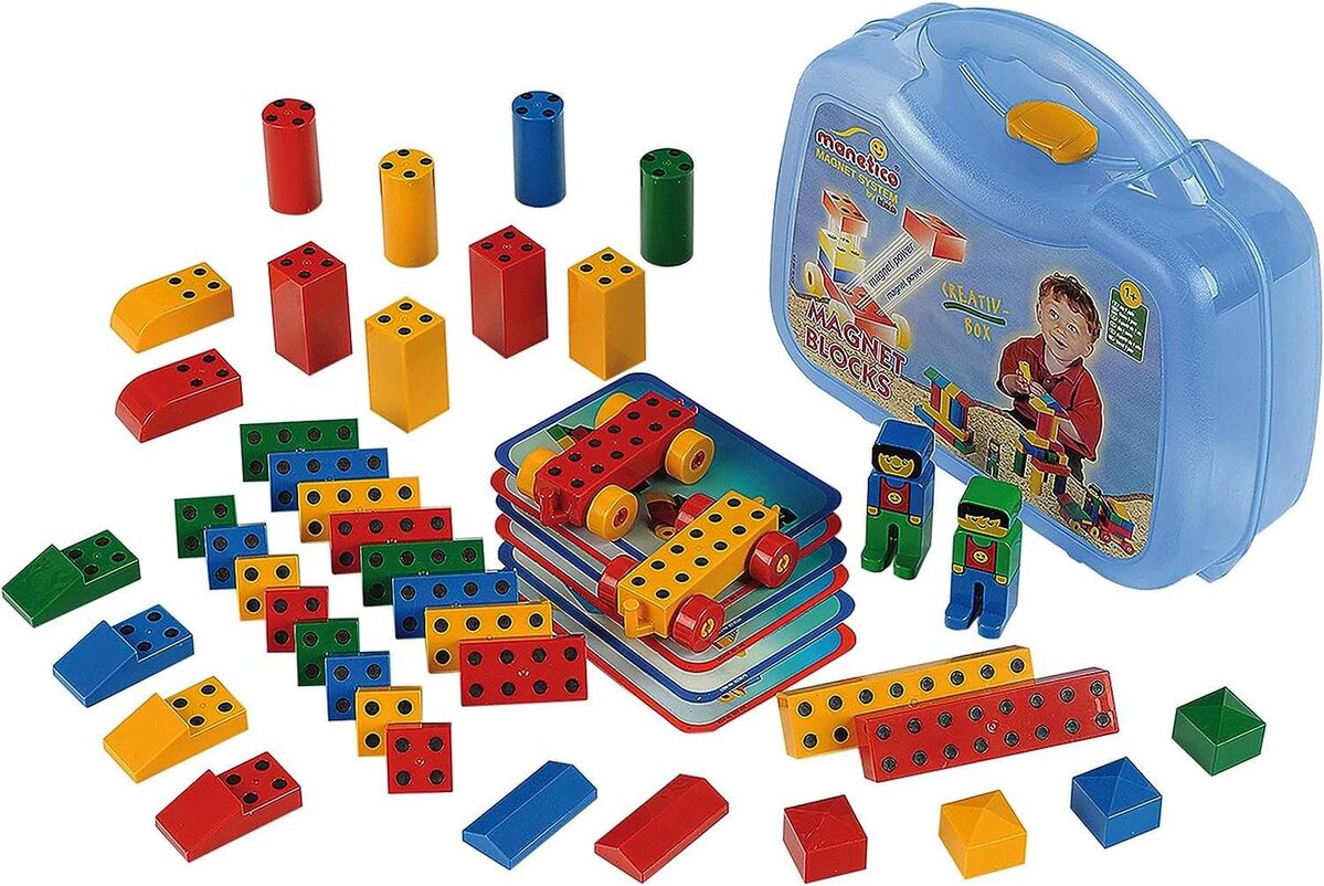 Test : mallette Theo Klein 0640, 42 pièces magnétiques