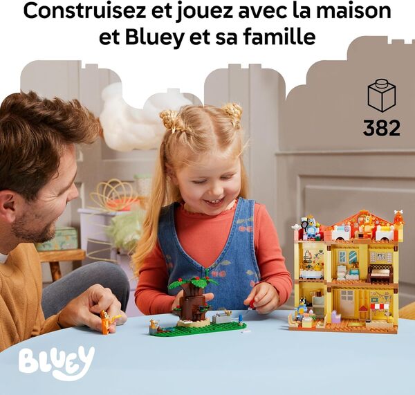 LEGO Bluey La Maison de Famille de Bluey - Maquette Modulaire de la Série TV - Jouet avec Nombreuses Pièces, Jardin, 4 Minifigurines & Accessoires - Cadeau d'anniversaire Fille ou Garçon 4 Ans 11203