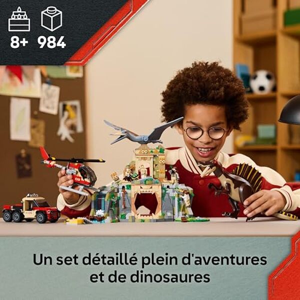 Découvrez l'ensemble LEGO Jurassic World 76976 dans notre test complet : analyse des fonctionnalités, astuces de construction, et immersion dans l'univers palpitant des dinosaures et de l'aviation.