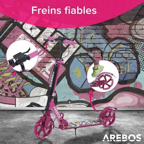 Découvrez notre test complet de la trottinette Arebos réglable et pliable avec roues LED. Caractéristiques, performances et avis utilisateurs. 